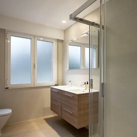 Close To The & Parking Daire Gorliz